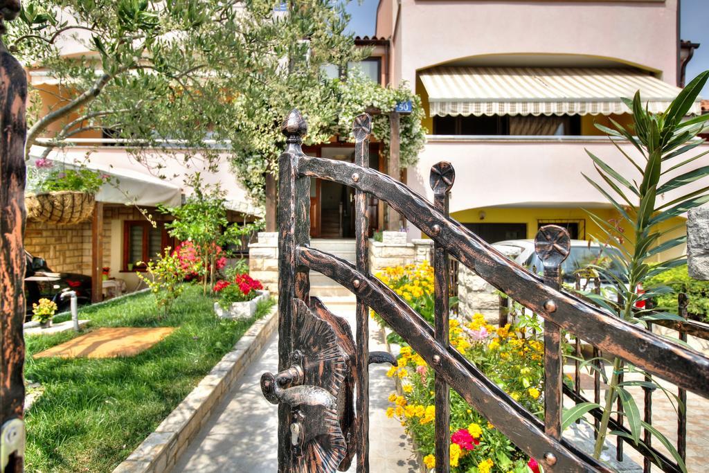 Apartment Roko Умаг Экстерьер фото